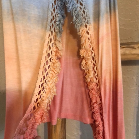 Backless tank top - Picture 3 of 3